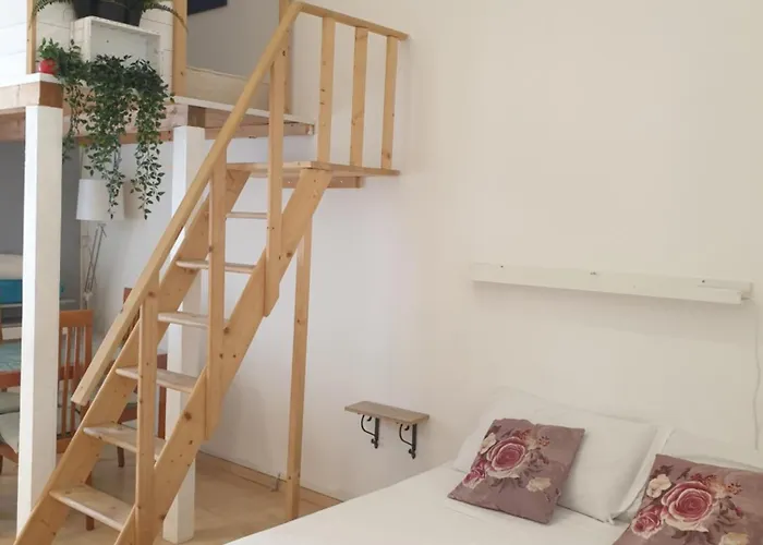 Vatican Apartment *